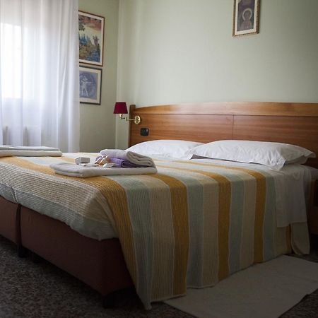 Pontelongo Hotel Trieste מראה חיצוני תמונה