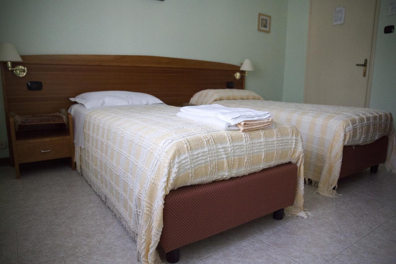 Pontelongo Hotel Trieste מראה חיצוני תמונה